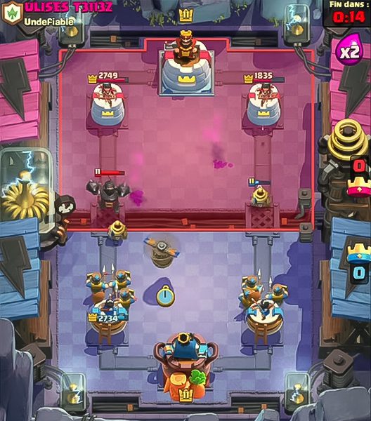 Gameplay of the best Clash Royale deck for Arena 11